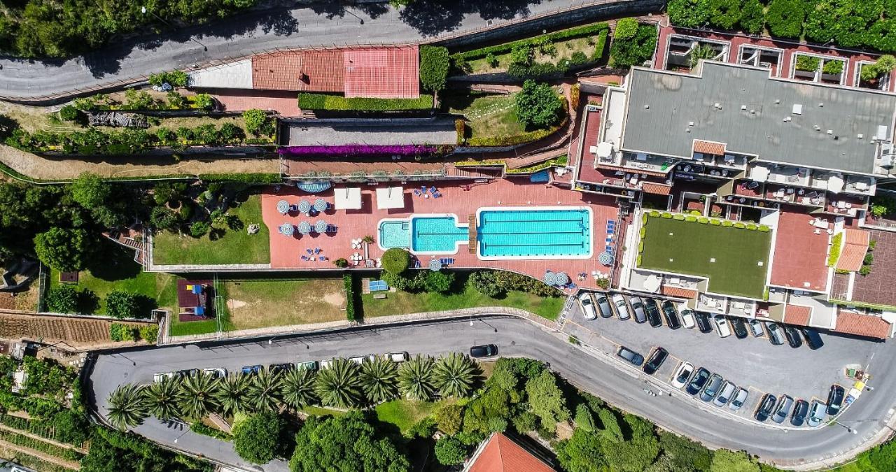 Residence Sant'Anna ปิเอตราลิกูเร ภายนอก รูปภาพ