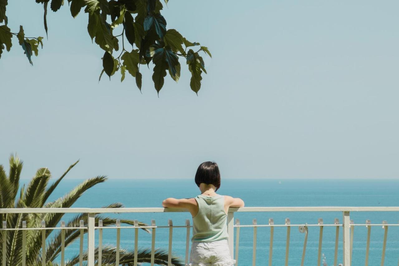 Residence Sant'Anna ปิเอตราลิกูเร ภายนอก รูปภาพ